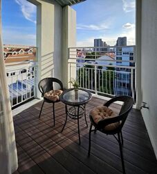 Le Reve (D14), Condominium #574955511